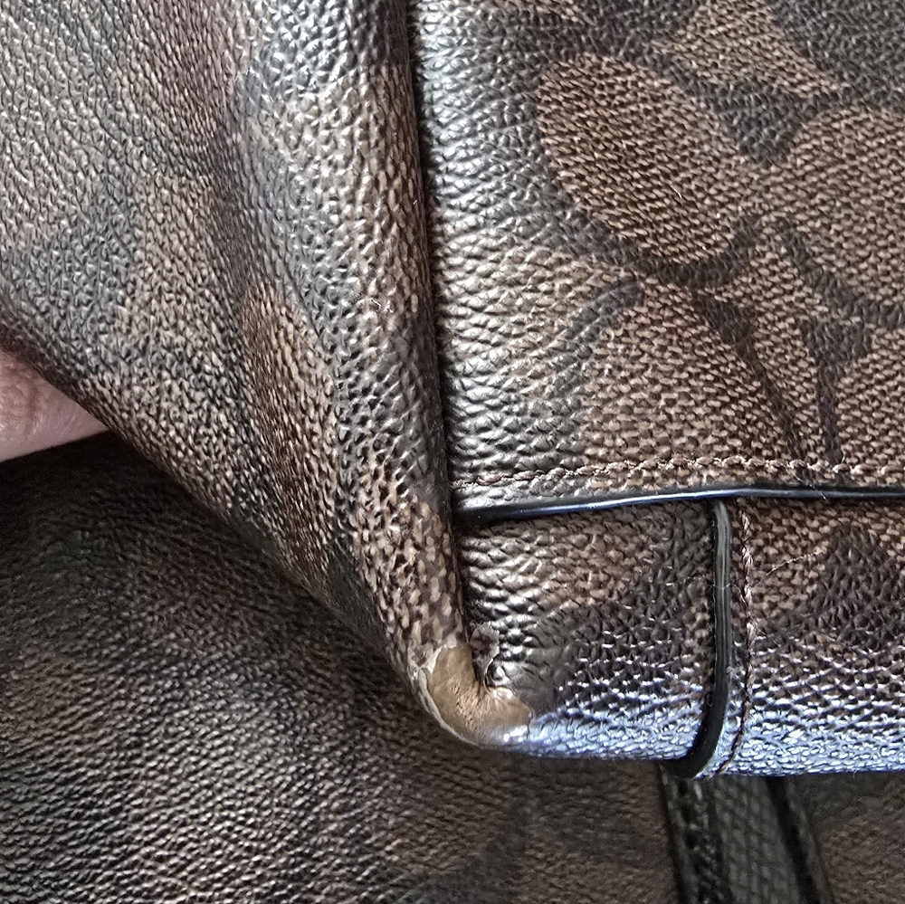 Coach Ava Tote in Signature Canvas - Picture 12 of 15